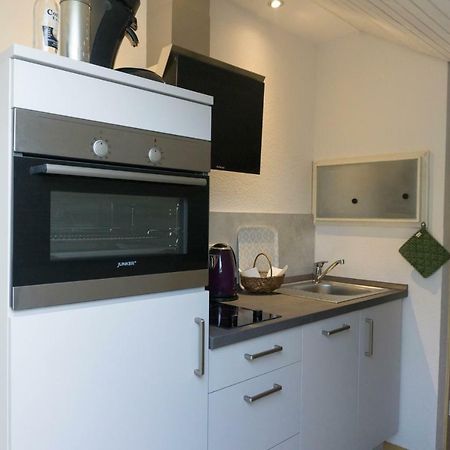 Moderne 70 Qm Wohnung Mit Grosser Dachterrasse Kinheim Exterior photo